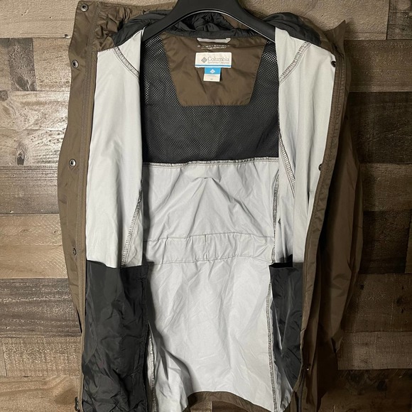 SOLD Columbia Pardon My Trench Rain Jacket Medium - Picture 3 of 3
